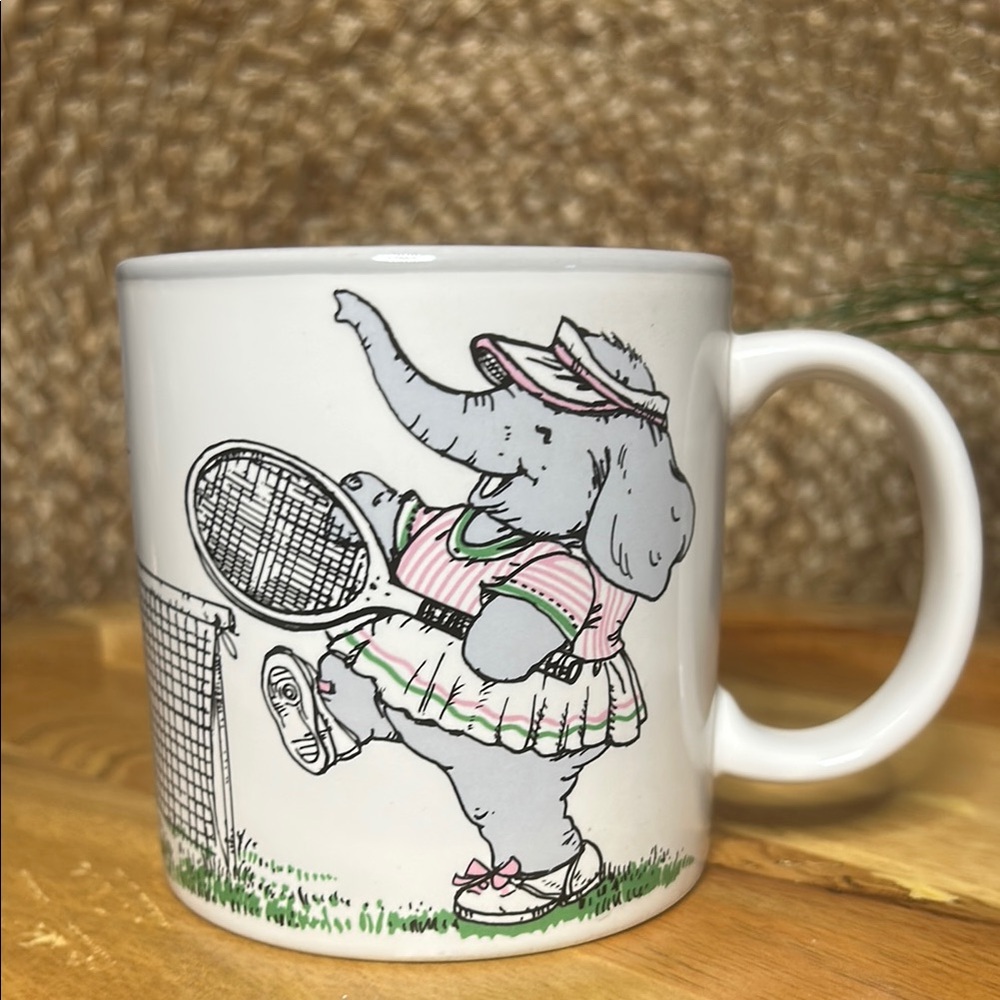 Potpourri press Elephant Tennis Mug - White Ceramic vintage